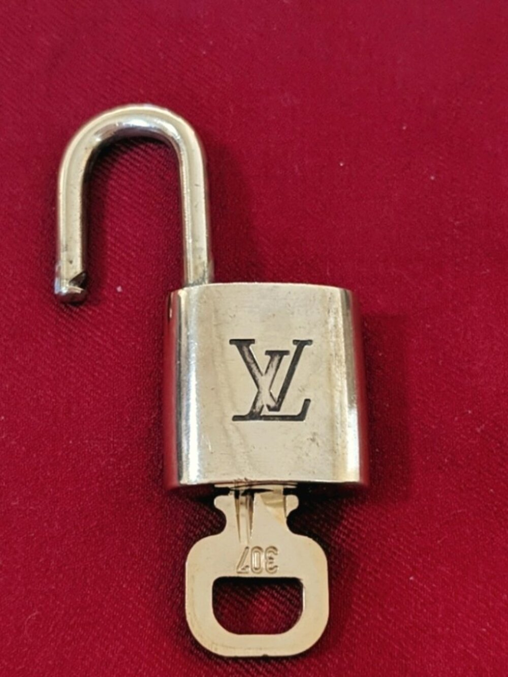 Louis Vuitton padlock and key vintage #307